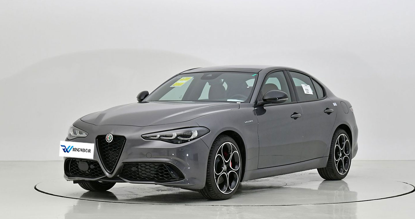 Alfa Romeo Giulia 2024