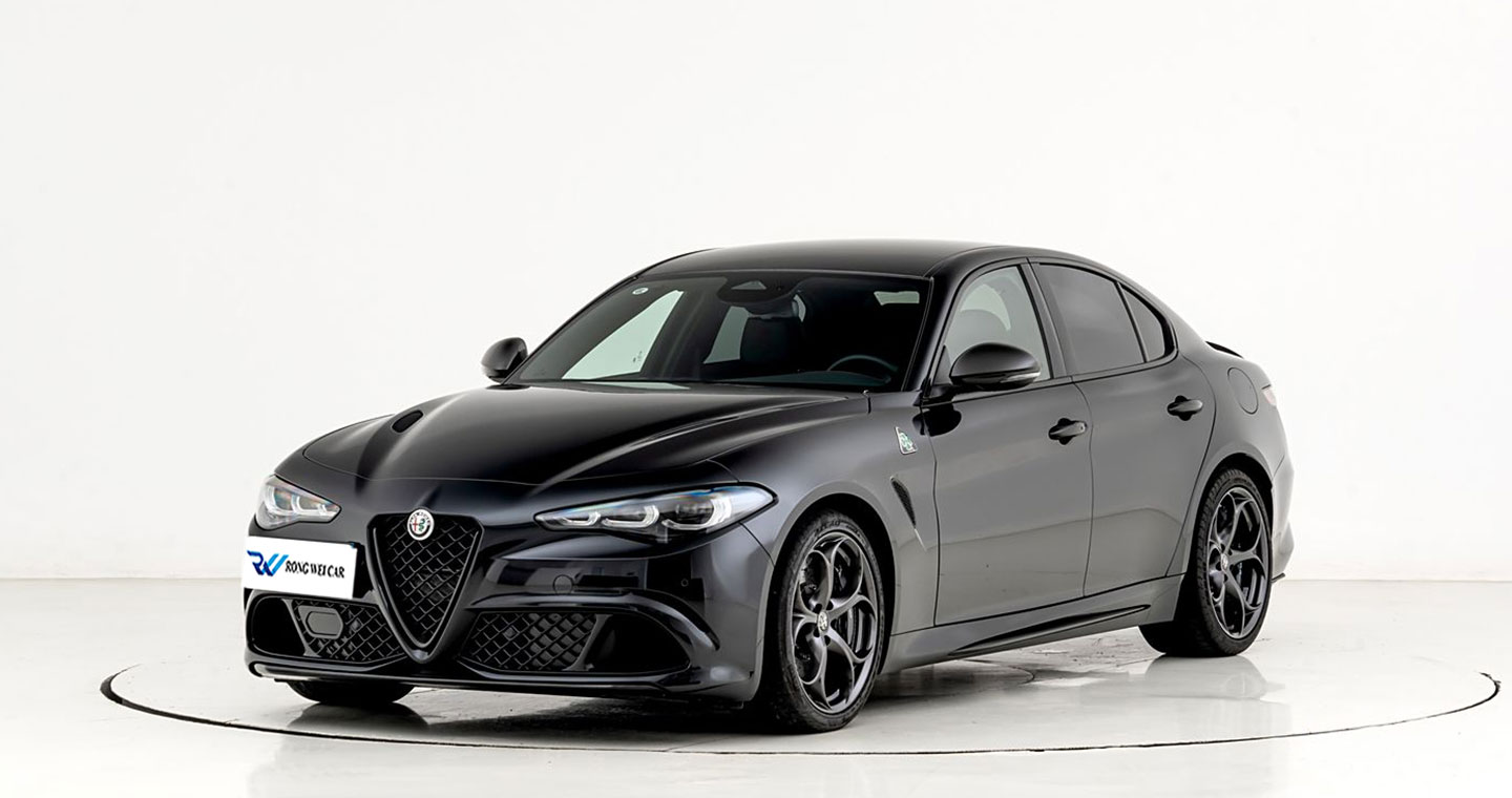 Alfa Romeo Giulia 2024